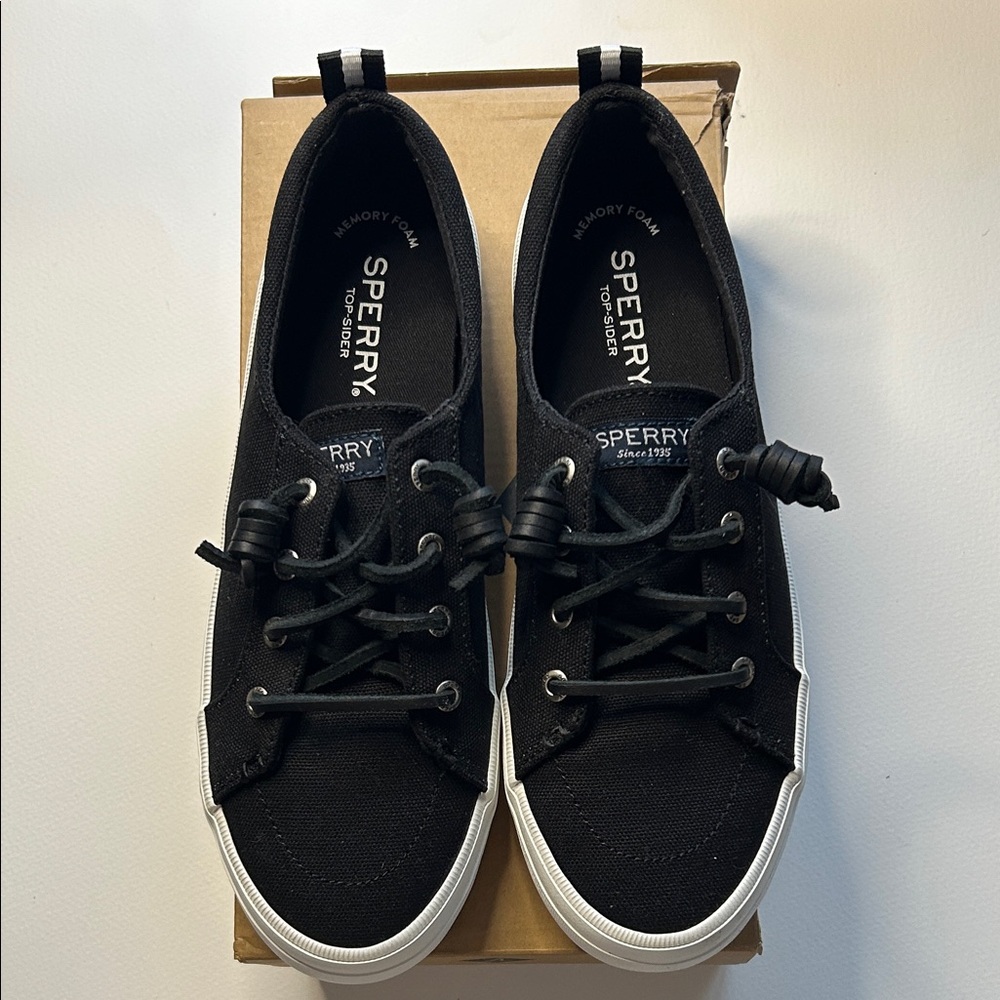 SPERRY Crest Vibe Top Siders canvas shoes
